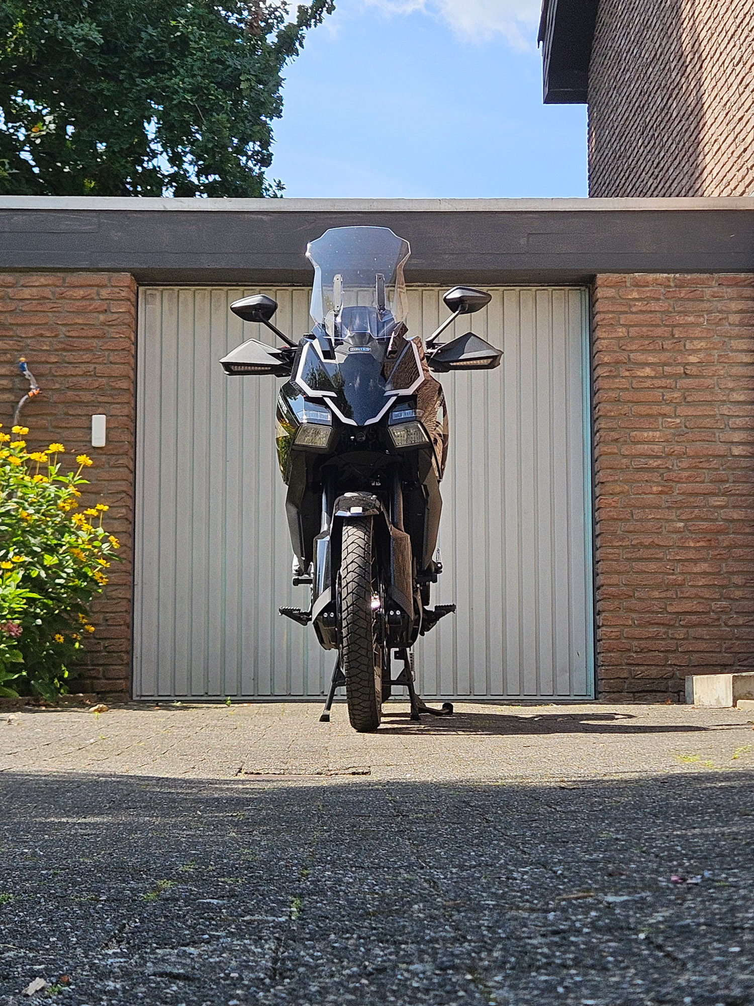 Ankunft der Zontes 703 F